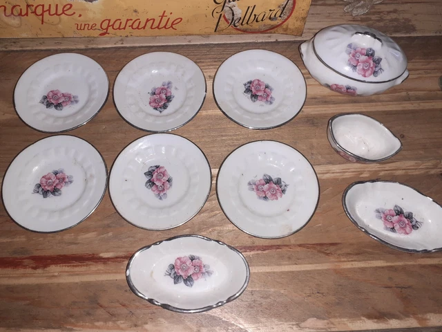 Ancienne Dinette En Porcelaine Et Faïence – Pour Poupée, Collection, Avec Soupière, Motif Fleuri