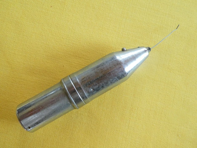 Historische Medizin-, Laborgerät Mikromix 3350. Aus Medizinmuseum!