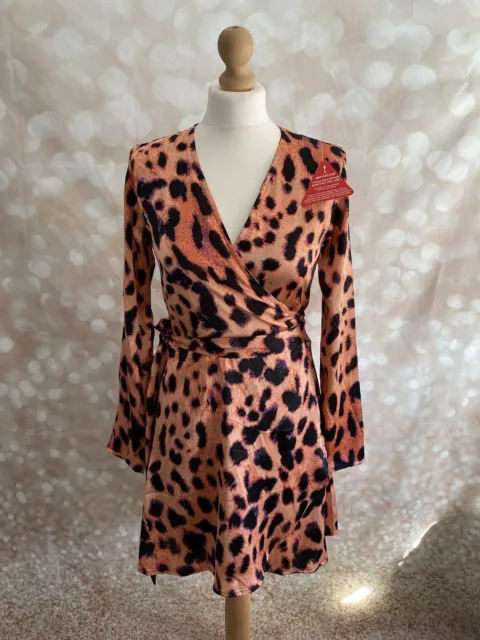 https://www.picclickimg.com/vJsAAOSwFgtjRBRf/Dancing-Leopard-Dress-Sz-8-Silky-Wrap-Evening.webp