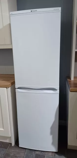 Hotpoint iced diamond fridge freezer deals