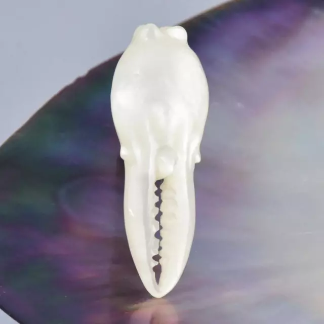 Lobster Claw Figurine White Mother-of-Pearl Shell Carving Jewelry Design 5.65 g