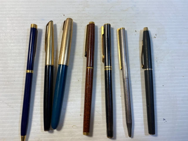 Lot De 24 Stylos Anciens (plume Et Bille) - Waterman, Laguiole, Adexx, Space Pen
