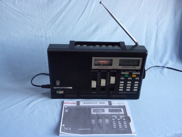GRUNDIG SATELLITE 3000 VINTAGE COLLECTOR (Gebraucht) in Crissier für