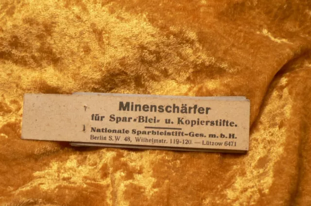 BERLIN: NATIONALE SPARBLEISTIFT -  GES. m. b. H.: MIENENSCHÄRFER /  SPITZER