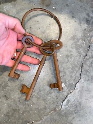 Victorian Master Door Cast Iron Skeleton Key Set Lot X3 Solid Metal Keys 3/4LB