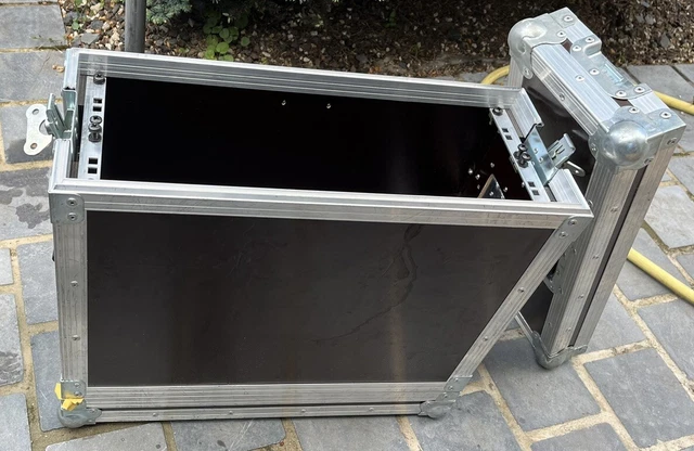 Tiroir rackable en acier noir 2U à clefs