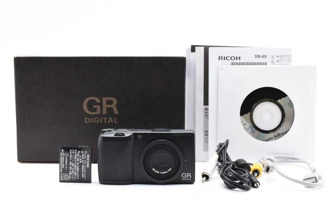 GR DIGITAL RICOH 箱付き デジタルカメラ 付属品
