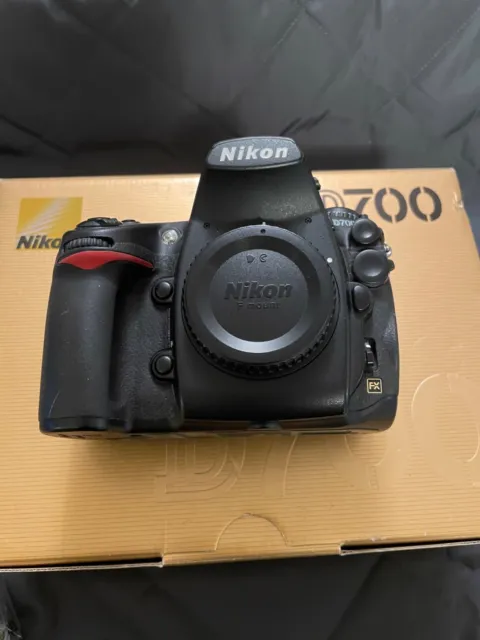Nikon D700 12.1MP Digital SLR Camera W/ MB-D10 Multi Power Battery Pack 3