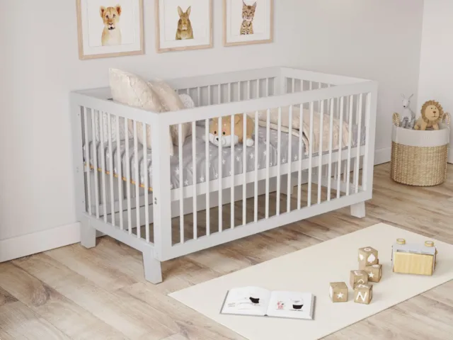 Baby Cot Bed 140x0cm CLEAREANCE Alexander White