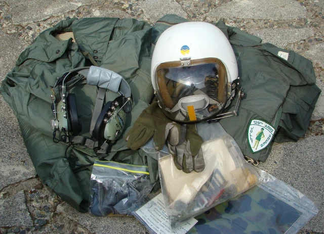 Vietnam War Era PJ Pararescue Gear Lot Helmet Jolly Green 304th 129th ARRS USAF Vietnam War Era PJ Pararescue Gear Lot Helmet Jolly Green 304th 129th ARRS USAF