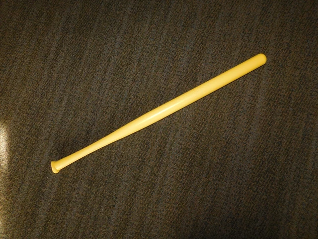 Vintage  2012  Baseball Toy 31" Long Plastic Official Wiffle Ball Bat Made Usa