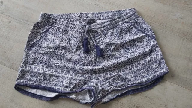 Short Fluide Frmme Taille 40 Marque Primark