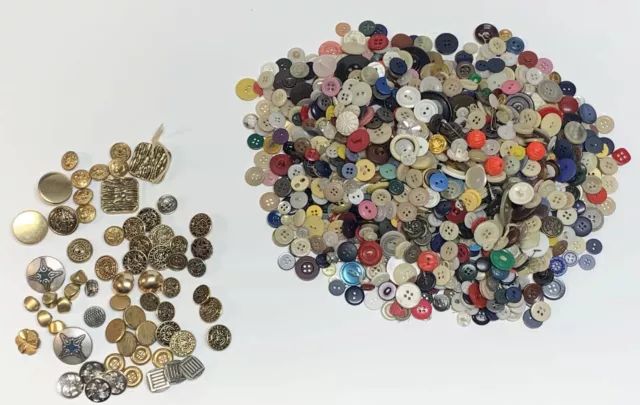 1 Lb 10 Oz Lot Of Vintage Buttons Brass Military Large Variety