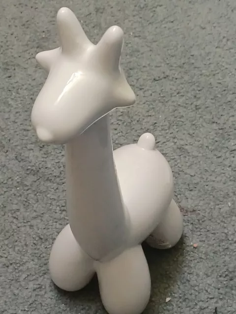 White Balloon Animal Giraffe Ceramic  14" Tall With A Minor Chip On Right Ear.