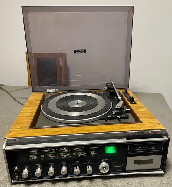 VINTAGE NATIONAL PANASONIC SG-1070L centre de musique + haut-parleurs