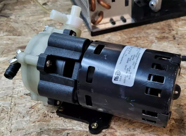 March Mfg Mdxt-3 Seal-Less Centrifugal Magnetic Drive Pump !  D