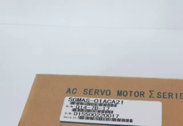 1 PC New SGMAS-01ACA21 servo motor