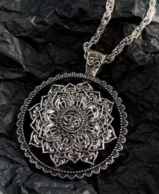 Buddhist Pendant Necklace OM Mandala Flower Healing Lotus Buddha Reiki Gifts