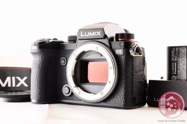 [ 757 shots TOP MINT w/Strap Carger ] Panasonic DC S5  Digital Camera C826