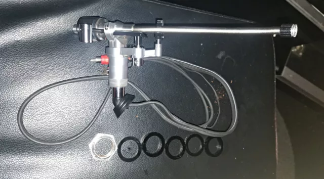 Rega R200 S Shaped Tonearm With Connecting Cable And Spacers. Rega R200 S Shaped Tonearm With Connecting Cable And Spacers.