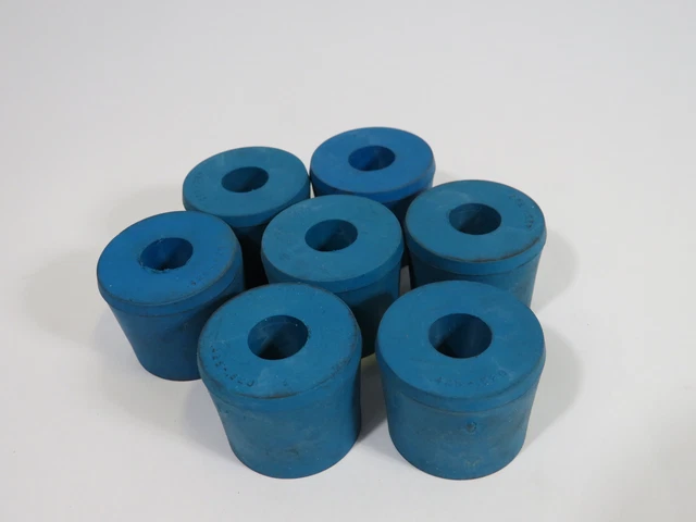 Arrow Hart 1547-71-P Blue Cable Grommet .425-.520" 20/30Amp Lot of 7 ! WOW !