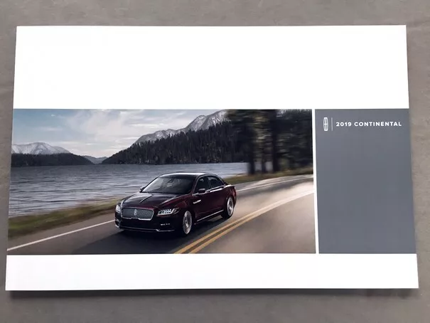 2019 Lincoln Continental 20-page Original Car Sales Brochure Catalog