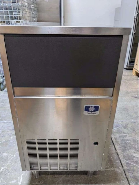 Manitowoc Ice INC. Air Cooled Undercounter Flake Ice Machine UFF0200A
