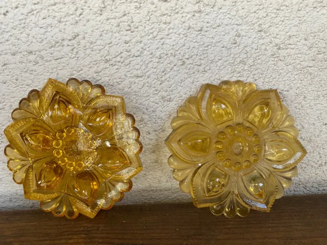 2 Glass Drapery Tie Back Decorations Antique Flower Amber Beautiful Buttons ??? 7