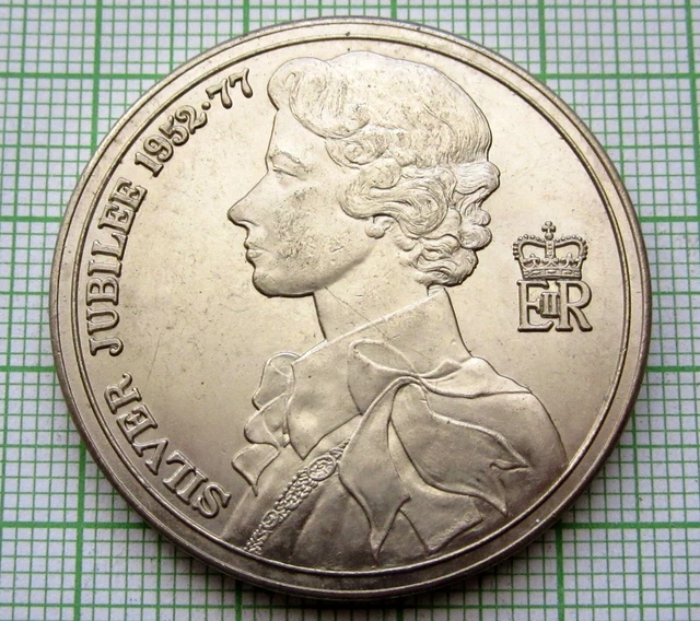 GREAT BRITAIN SOUTHAMPTON 1977 Elizabeth II Silver Jubilee MEMORIAL MEDAL, Cu-Ni