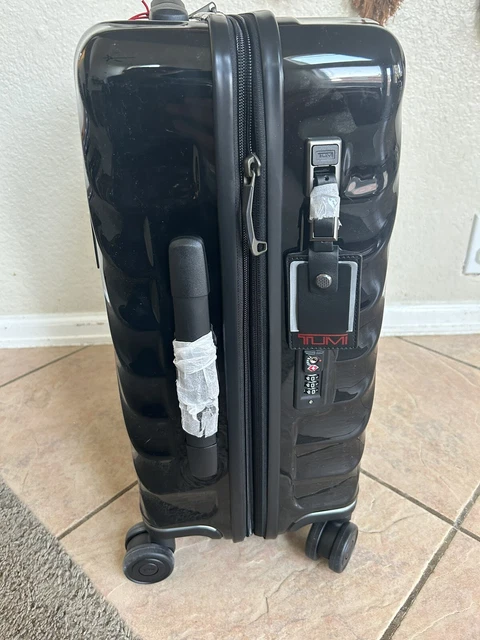 TUMI 19 Degree International Expandable 4 Wheeled Carry-On - Black - 139683-1041 3