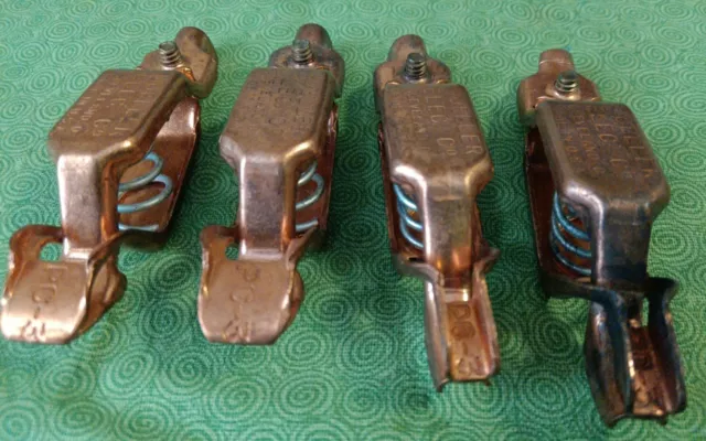 Vintage Mueller Electronic Copper Alligator  Clips   40 Amp  No.27 C New