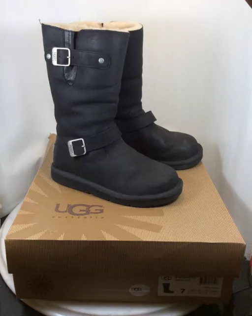 Genuine UGG Black Leather Mid Calf Kensington Boots 5678 Size 7 W/ Box