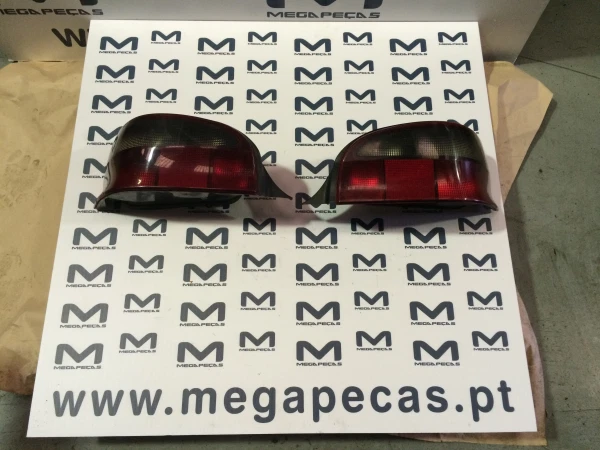 Feu Arrière Droit Pour Citroën Saxo (1999-2004) - Neuf - Référence 6351L8 - Halogène