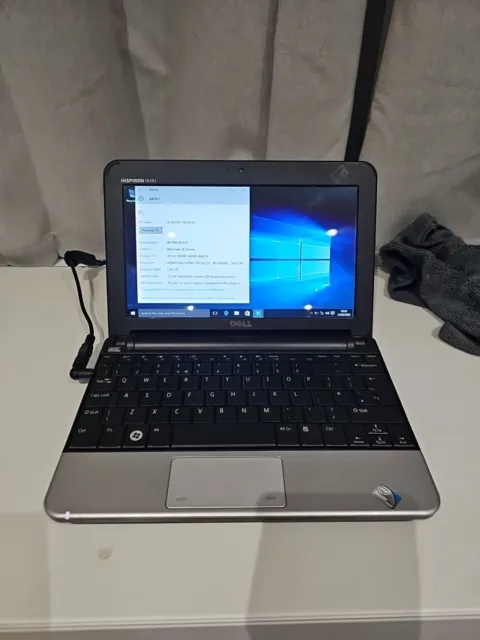 Dell Inspiron Mini 10 Laptop Netbook. Windows 10. Pink.
