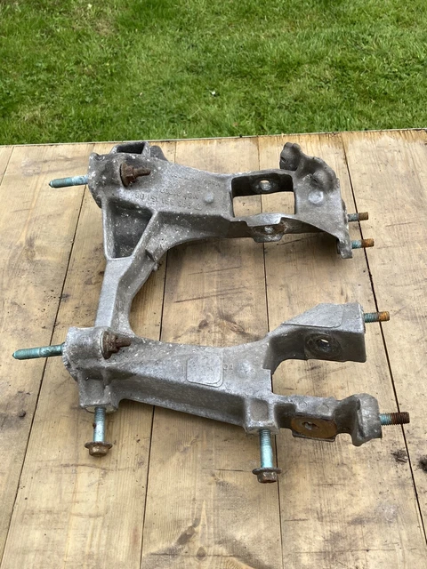 PORSCHE BOXSTER 986 NS Left Rear Suspension Subframe Frame Mount ...