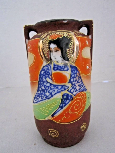 Vintage Satsuma Style Moriage Hand Painted Double Handled 4.5" Vase w/ Woman