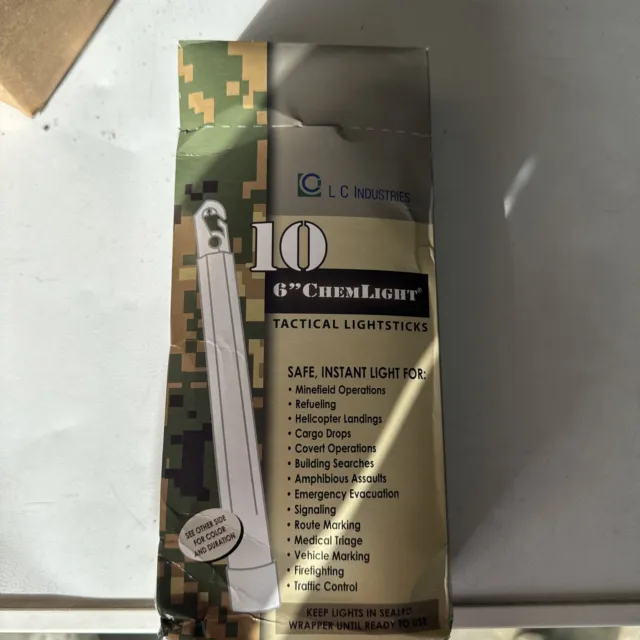 LC Industries ChemLight 6 inch Green Box of 10 Military Grade Glow Sticks L22