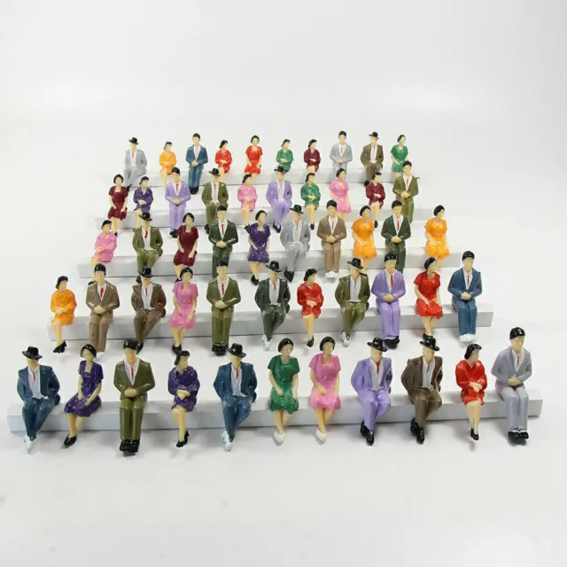 48 Stk. Sitzende Figuren Maßstab 1:32 Modellfiguren Menschen Spur 1 Bemalt  H7L9