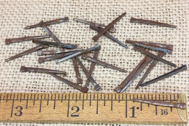 7/8” OLD Square NAILS 100 REAL 1850’s vintage rusty 3/32” tiny finish head brads