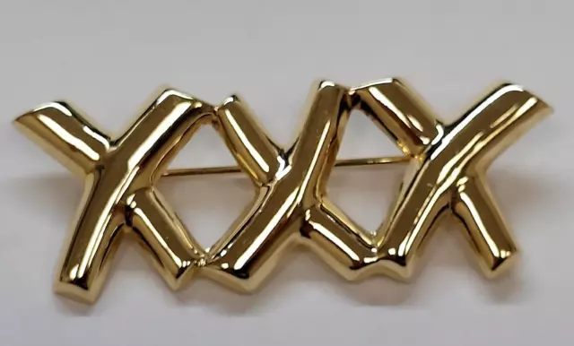 14 Karat Yellow Gold Xxx Kisses Pin , Brooch