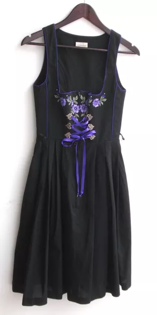Dirndl tradizionale da donna senza maniche nero con ricamo taglia 34 di casa di campagna