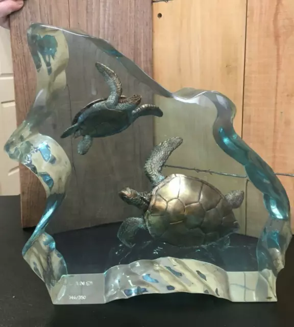 Robert Wyland Pewter and Lucite Sculpture "Sea Turtles" Original COA 346/350 Robert Wyland Pewter and Lucite Sculpture "Sea Turtles" Original COA 346/350