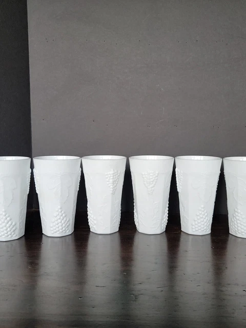Vtg 8 PIECE SETTING INDIANA WHITE MILK GLASS DINNERWARE COLONY HARVEST GRAPE Vtg 8 PIECE SETTING INDIANA WHITE MILK GLASS DINNERWARE COLONY HARVEST GRAPE