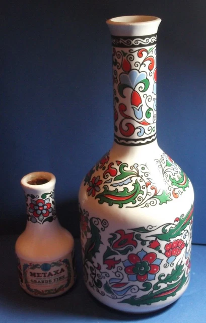 2 x bottiglie di cognac greco vintage Metaxa (VUOTE) fatte a mano in...