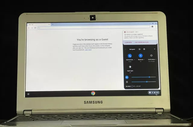 Samsung XE303 C12 Chromebook 11.6 1.7GHz, 2GB Ram, 16GB SSD, working condition