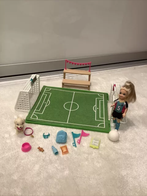 Barbie sport football 2025 playset