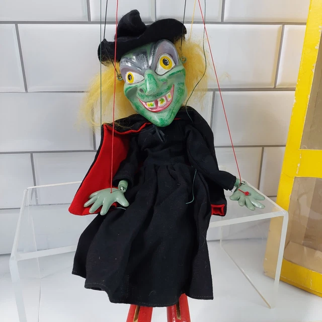Vintage Handmade Pelham Puppet England Green Witch Original Box Marionette MCM