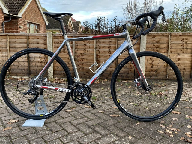 Boardman cx store team tyre clearance