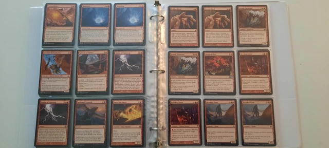 Magic the Gathering Binder (540 Red & White Cards)