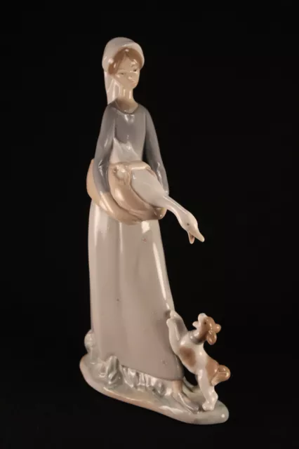 Vtg Lladro Porcelain Girl with Goose and Dog Retired Collectible Figurine 4866